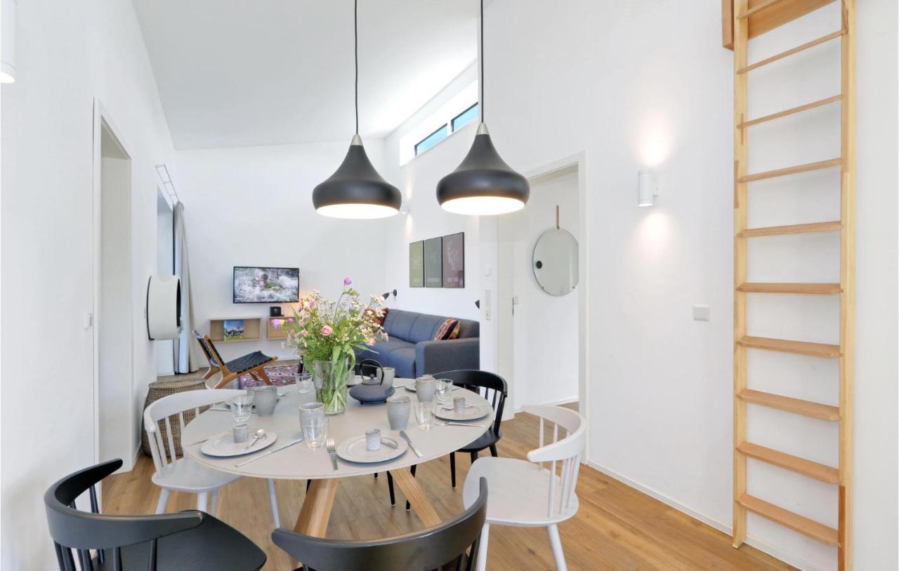 Awesome Home In Lembruch-Duemmer See With Kitchen Exterior foto